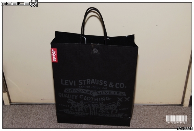 分享 木村拓哉日版 LEVIS 60550-0008襯衫