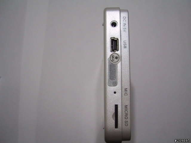 艾諾V6000HDA 720P RM 行動播放器簡易文
