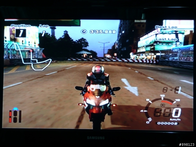 PS2接AV及色差的畫面之比較