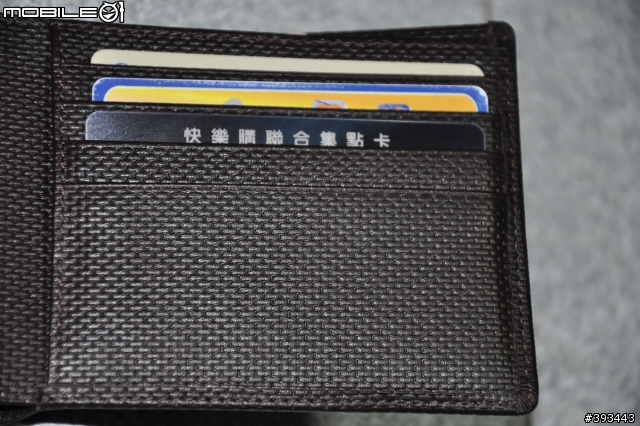 [分享] Braun Buffel BF039-310W 小金牛短夾與我的結緣...
