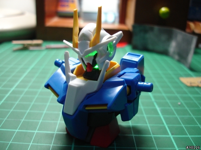 1/100 00 GUNDAM