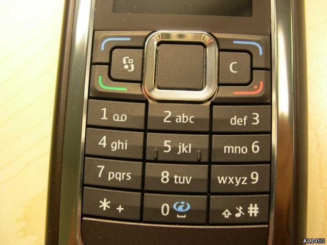 [2009-2-4 更新:倉頡輸入][開箱分享] 商務手機的王者 Nokia E90-1 Communicator