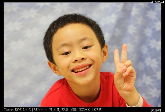 [求解]同鏡、同時、同光圈，不同快門與EV，照片色澤卻不一？