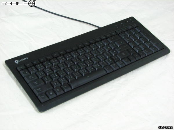 i-rocks KR-6820E 薄膜式發光電競鍵盤評測