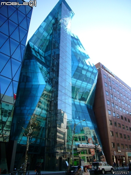 AUDI 的品牌基地 Audi Forum Tokyo