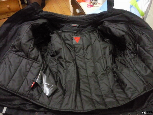 [分享]Dainese 冬季摔衣 入門款