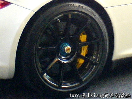 驚見保時捷旗艦白蛙王 Porsche Carrera GT