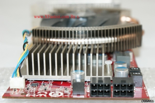 微星9CM超大風扇尺寸顯示卡R4870-MD1G霸氣登場!