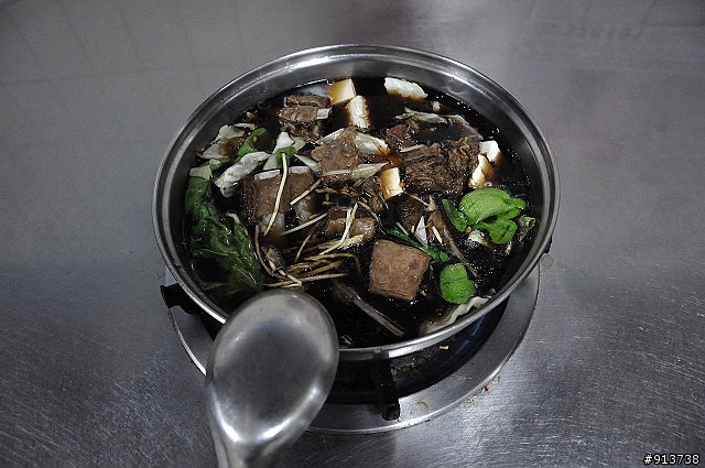 [遊記] 台東2天1夜(布拉諾城堡、知本老爺湯屋、油菜花田....等)