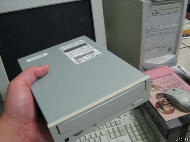 [惡搞]i7 920@ASUS P6T Deluxe install DOS 6.22 + Windows 3.1