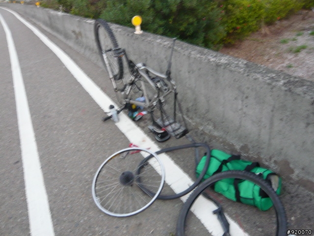 單車和機車一起回娘家去.