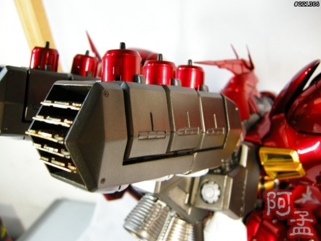 大機器人的浪漫2~G-SYSTEM 1/72 SAZABI~45公分超大沙薩比!!完美的鏡面！！