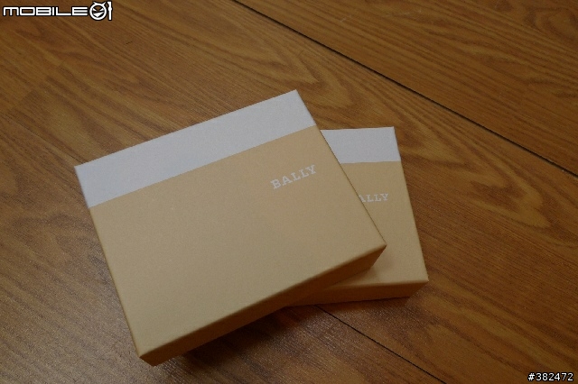 [小小開箱文]瑞士Bally經典皮革條紋男性皮夾 同場加映經典中性零錢包