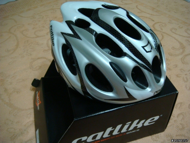 {分享} Catlike Kompact Pro安全帽