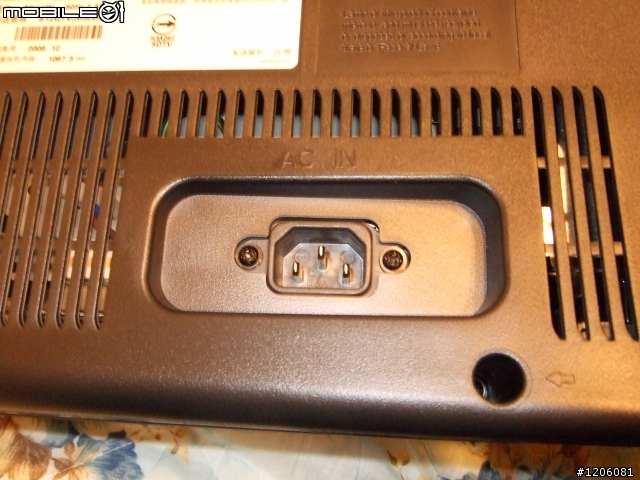 42LG 50FD 之亂七八糟-隨便貼貼(開箱囉)