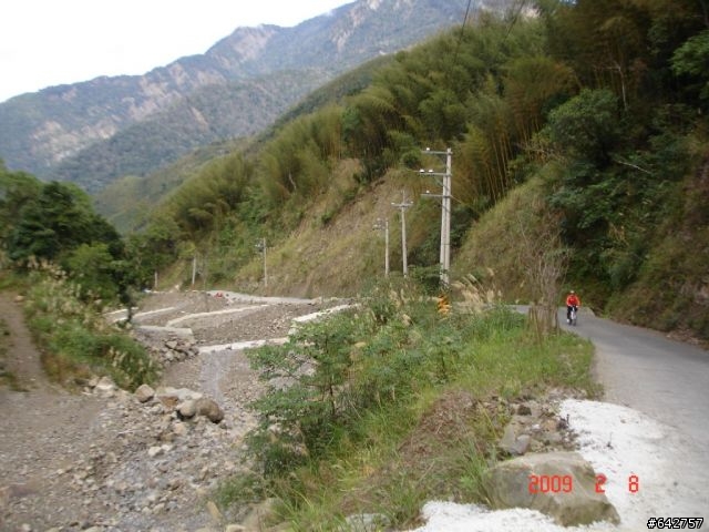 弱雞四人組之薰衣草花園(尖石)完全制霸，同場加映八五山與數碼天空殘念之旅