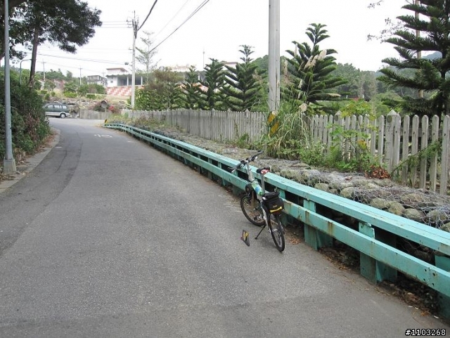 魯肉腳      北投 " 中央北路 四段 30巷    探勘....