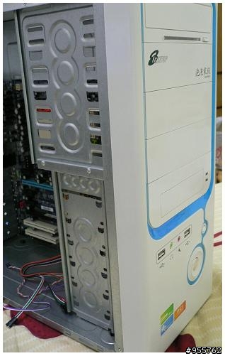 自組電腦大全(3.機殼+風扇)--請網上大大幫忙指導