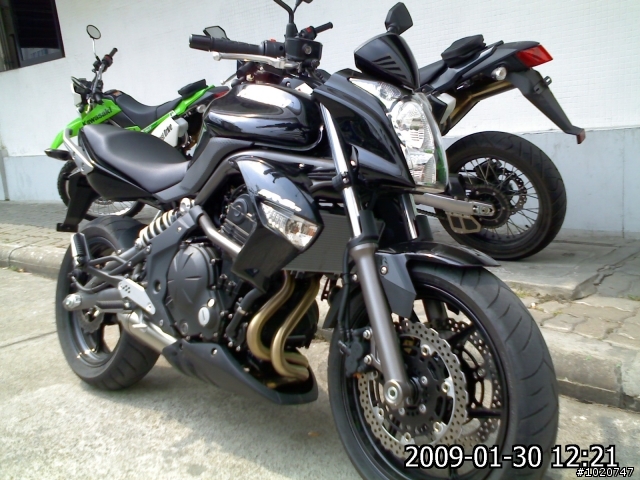 KAWASAKI 09年ER-6N泰國開賣啦