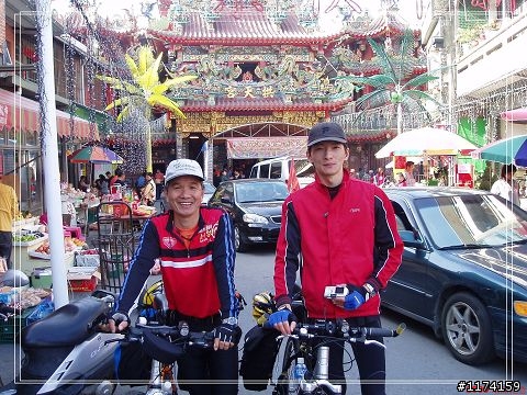 我老爸60歲..單車環島去