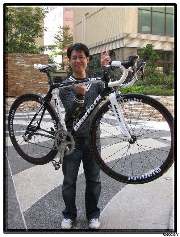 [分享] 2009 Bianchi HoC 928 Carbon SL...女王稱他"Zebra斑馬"...= =