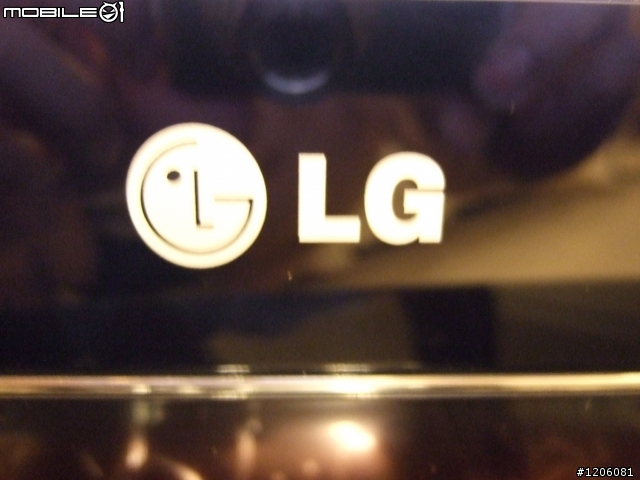 42LG 50FD 之亂七八糟-隨便貼貼(開箱囉)