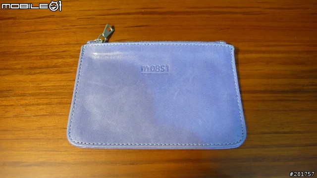[開箱文]花小錢也能享受的質感，M0851限定色零錢包