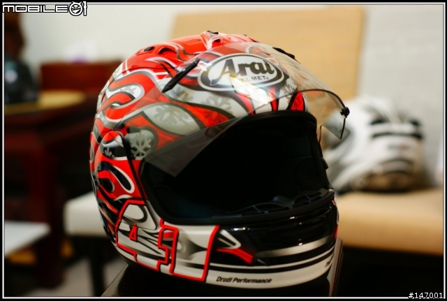 【開箱】ARAI RX-7 RR5