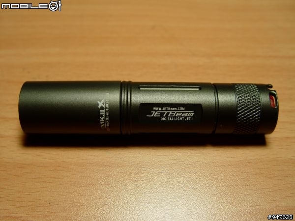請問一下各位大大 現在還買的到JETBeam JET-I MK-II X 手電筒
