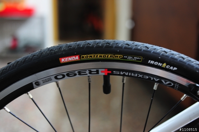 [分享]人生第一部小車  09年LOUIS GARNEAU MV3S