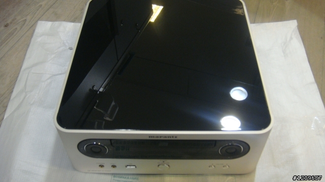 震憾人心的綜合主機Marantz M-CR502