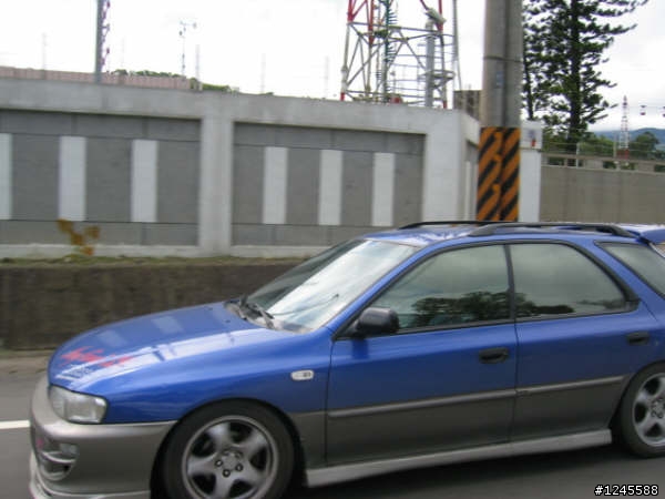 Impreza 1.8版GT  (個人認為拉)