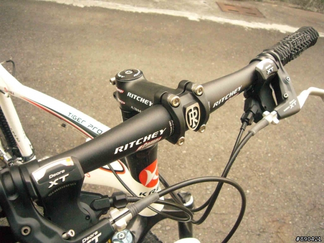 年終獎金包養了這個小老婆~~愛駒現世~~拉拉拉