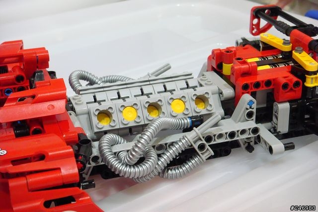 1:8 FERRARI F1 Racer (#8674）