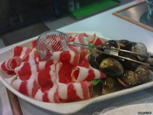 [食記]雙連捷運站附近 好吃超值的日式小火鍋店(冬天推一下)