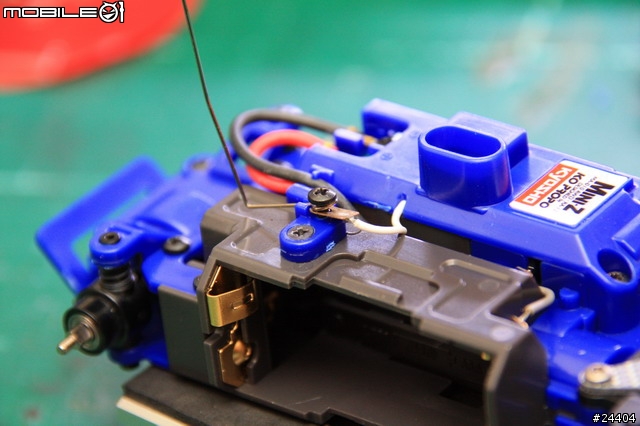 [分享][新手教學第一章] KYOSHO MINI-Z AWD 從無到有詳細組裝教學！