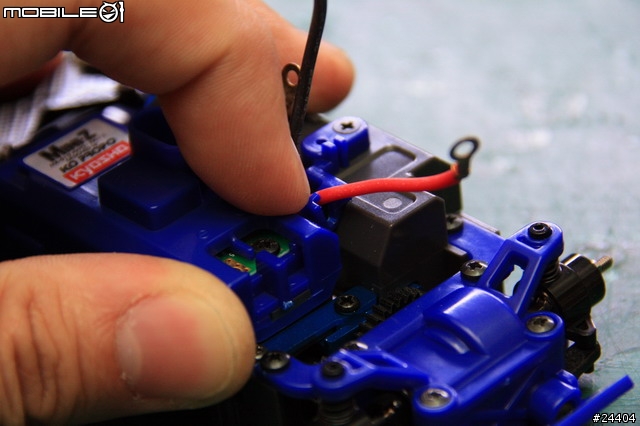 [分享][新手教學第一章] KYOSHO MINI-Z AWD 從無到有詳細組裝教學！