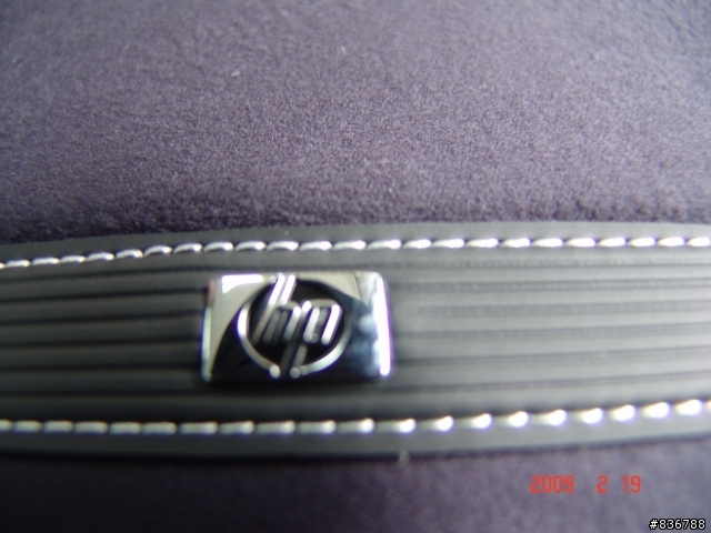 開箱分享--燒燒燒~~ HP Mini 2140 10吋超迷你時尚銀筆記