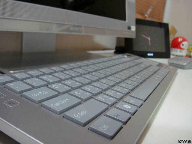 [SOHO族 最佳選擇]SONY VAIO VGC-LN15T 薄型家用電腦