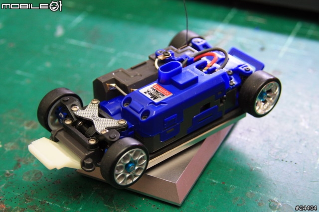 [分享][新手教學第一章] KYOSHO MINI-Z AWD 從無到有詳細組裝教學！
