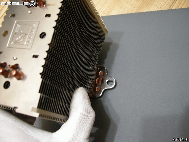 [開箱加DIY分享]PC-A17機殼散熱系統改裝