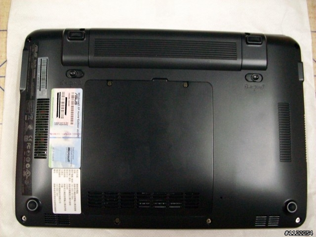 [分享] 台灣版 Asus EeePC 1000HE 開箱文+簡單測試