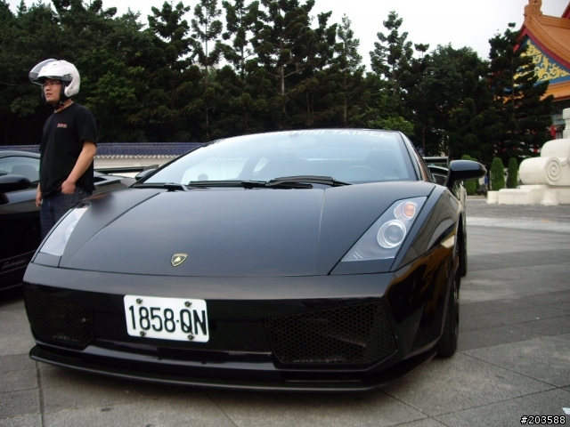 Lamborghini在中正紀念堂的發表會