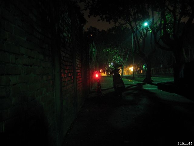 [分享] DIY尾燈閃爍電路圖-補完成圖、影片..2/20
