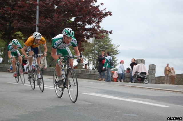 「分享」好用網站及各種名車的精彩圖片