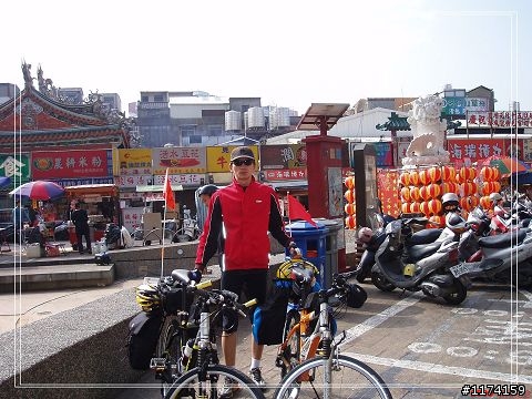 我老爸60歲..單車環島去