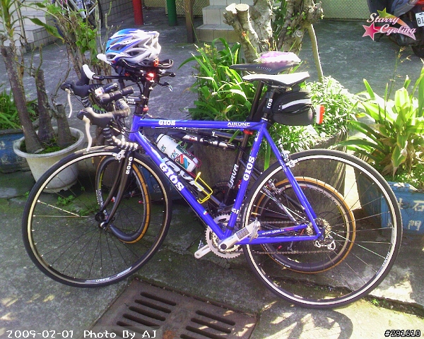 我的老天爺阿...北海岸風大到呆!!!!!(小徑輪 vs 公路車)