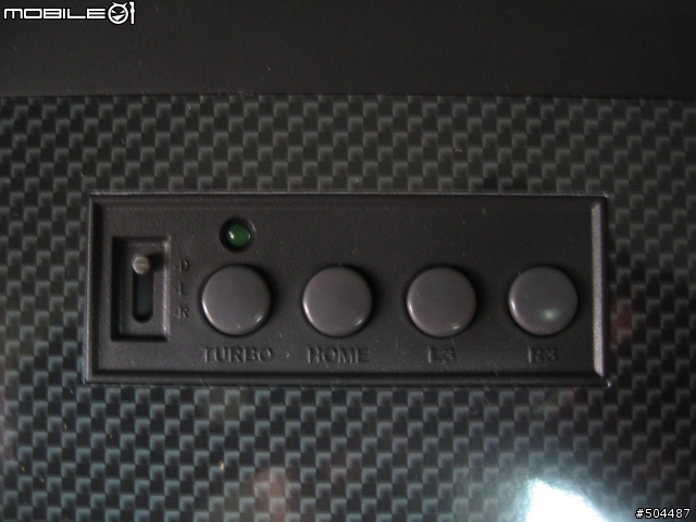 [開箱文]格鬥遊戲的好伙伴 - Hori Real Arcade PRO.3 大型機台搖桿