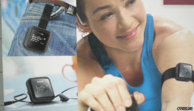 [開箱] Philips SA28 鏡面MP3 4G