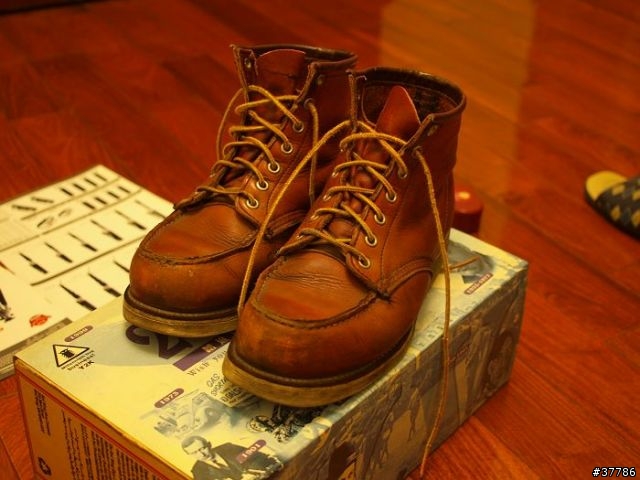 不知真假的20世紀版 RED WING 8875